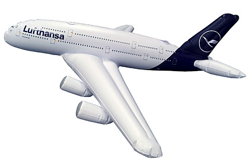 Geschenkideen: Lufthansa A380 zum aufblasen mit 140cm Spannweite