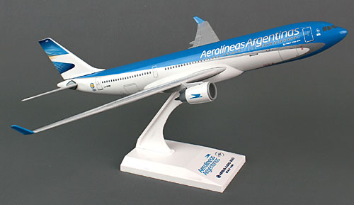 Flugzeugmodelle: Aerolineas Argentinas - Airbus A330-200 - 1:200 - PremiumModell