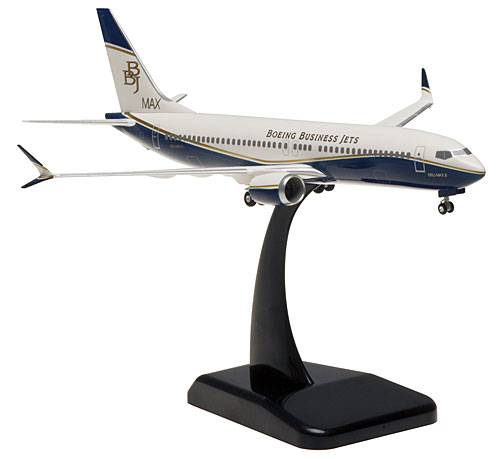 Flugzeugmodelle: Boeing - BBJ - Boeing 737 MAX 8 - 1:200 - PremiumModell