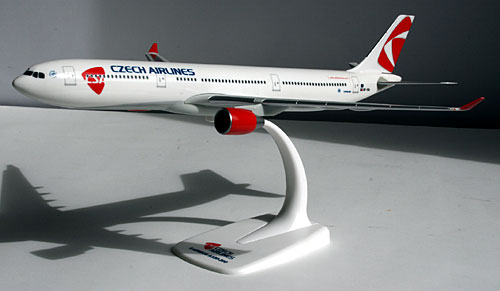 Flugzeugmodelle: CSA Czech Airlines - Airbus A330-300 - 1:200
