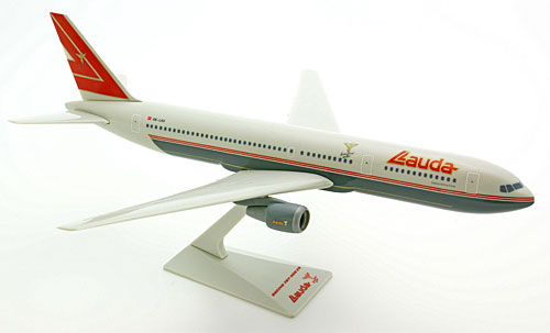 Flugzeugmodelle: Lauda Air - Boeing 767-300ER - 1:200