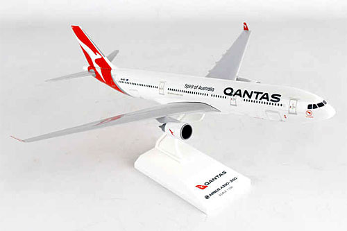 Flugzeugmodelle: Qantas - Airbus A330-300 - 1:200 - PremiumModell