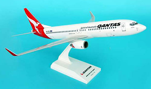 Flugzeugmodelle: Qantas - Boeing 737-800 - 1:130 - PremiumModell