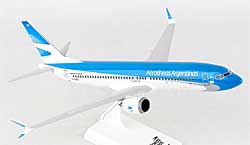 Flugzeugmodelle: Aerolineas Argentinas - Boeing 737 MAX 8 - 1:130 - PremiumModell