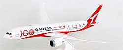 Flugzeugmodelle: Qantas - 100th Anniversary - Boeing 787-9 - 1:200 - PremiumModell