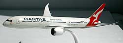 Flugzeugmodelle: Qantas - Boeing 787-9 - 1:200