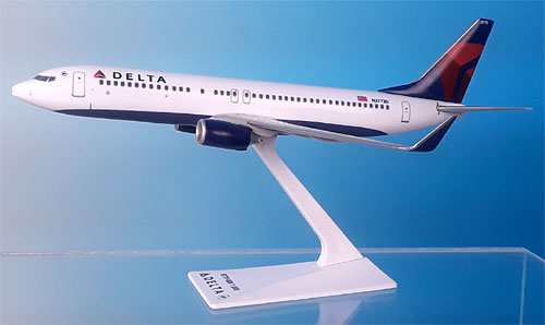 Flugzeugmodelle: Delta Air Lines - Boeing 737-800 - 1:200