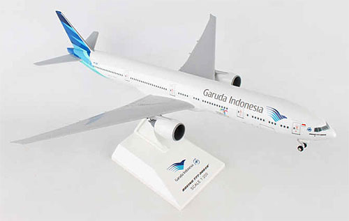 Flugzeugmodelle: Garuda Indonesia - Boeing 777-300ER - 1:200 - PremiumModell