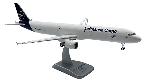 Flugzeugmodelle: Lufthansa Cargo - Airbus A321-200F - 1:200 - PremiumModell