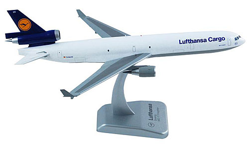 Flugzeugmodelle: Lufthansa Cargo - MD11F - 1:200 - PremiumModell