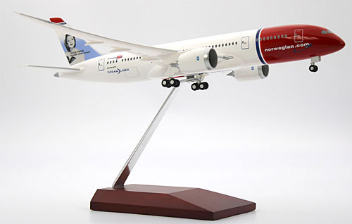 Flugzeugmodelle: Norwegian Air Shuttle - Sonja Henie - Boeing 787-8 - 1:200 - PremiumModell