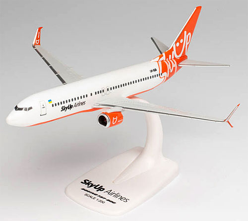 Flugzeugmodelle: SkyUp Airlines - Boeing 737-800 - 1:200