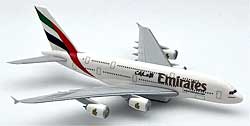 Emirates A380 Flugzeugmodell mit Magnetbefestigung