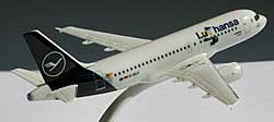 Flugzeugmodelle: Lufthansa - Airbus A319-100 - LU - 1:200