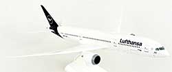 Flugzeugmodelle: Lufthansa - Boeing 787-9 - 1:200 - PremiumModell - Berlin