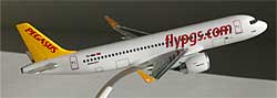 Flugzeugmodelle: Pegasus - Airbus A320neo - 1:200