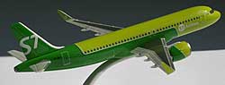 S7 Airlines - Airbus A320neo - 1:200