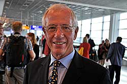Jürgen Weber war zur Linieneröffnung 1989 als Technikvorstand der Lufthansa an Bord